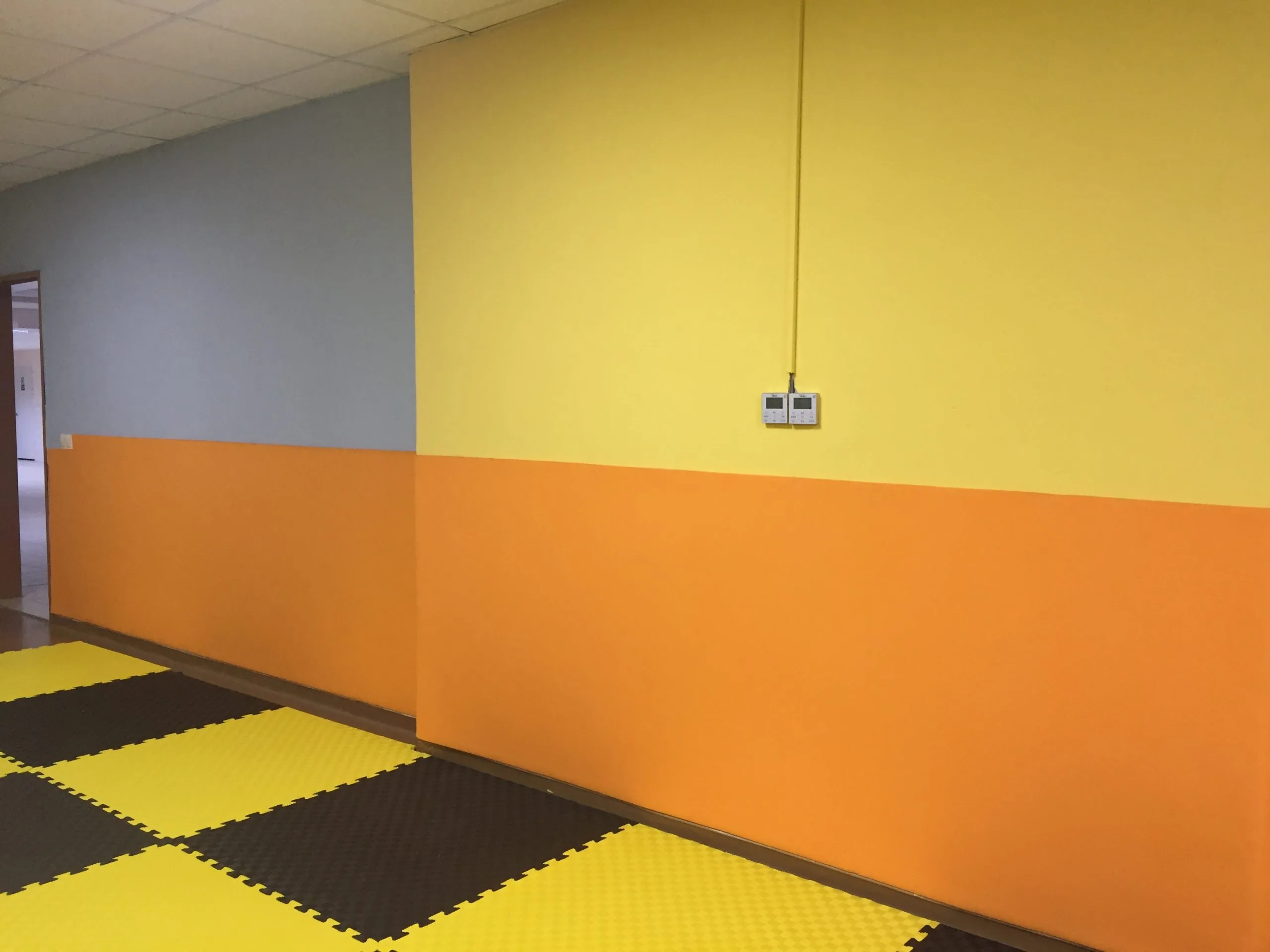 Kendinden Yapışkanlı Duvar Güvenlik Minderi Özellikleri